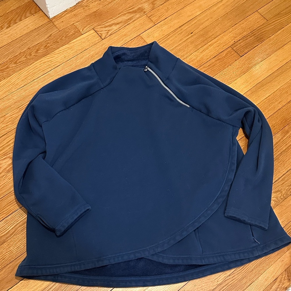 Athleta Cozy Karma Asym Pullover sweatshirt in navy blue